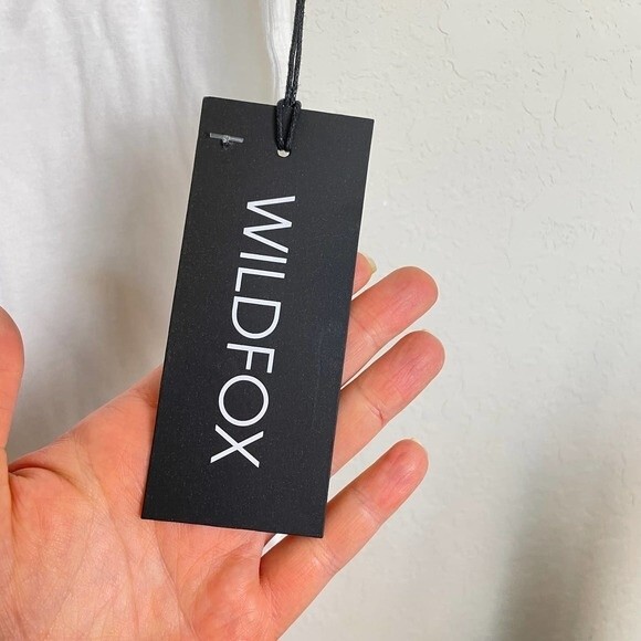 NWT Wildfox Bikinis & Bellinis Graphic Tshirt Size Medium - Picture 5 of 6